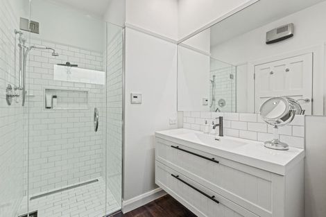 Photo of property in 62 Bretts Road, St Albans, Christchurch, 8052