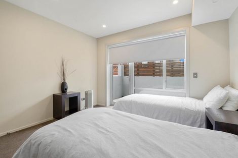 Photo of property in Lakeview Heights, 3/124 Lismore Street, Wanaka, 9305