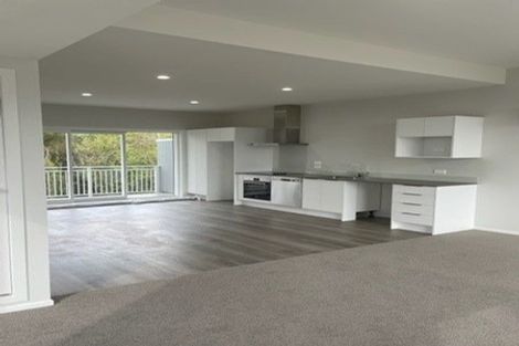 Photo of property in 16 Kopua Place, Whitby, Porirua, 5024
