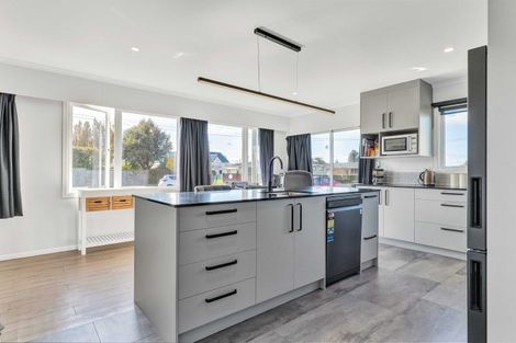 Photo of property in 3a Regan Street, Stratford, 4332