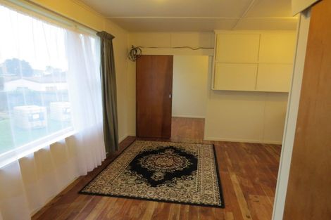 Photo of property in 11 Freyberg Avenue, Papatoetoe, Auckland, 2104