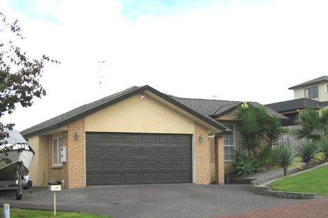 Photo of property in 14 San Pablo Way, Henderson, Auckland, 0612