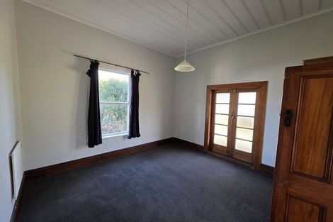 Photo of property in 43 Lorna Street, Lynmouth, New Plymouth, 4310