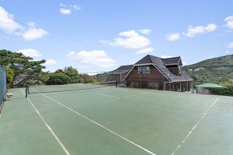 Photo of property in 46 David Crescent, Karori, Wellington, 6012