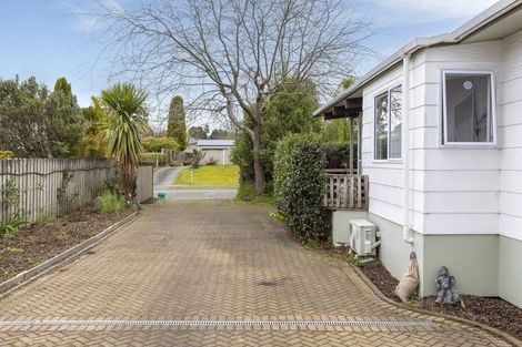 Photo of property in 6 Glengarry Place, Hilltop, Taupo, 3330