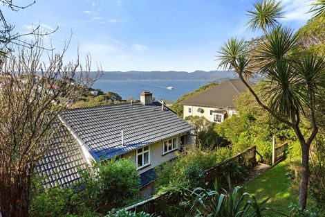Photo of property in 29 Wadestown Road, Wadestown, Wellington, 6012