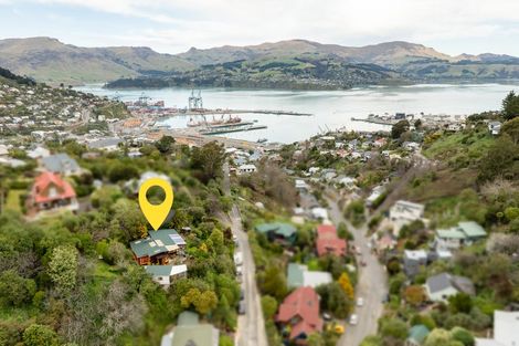 Photo of property in 24 Selwyn Road, Lyttelton, 8082