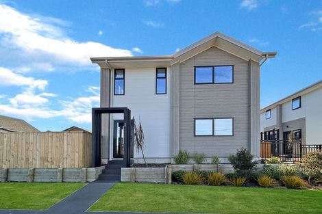 Photo of property in 1/37 Oram Avenue, New Brighton, Christchurch, 8061