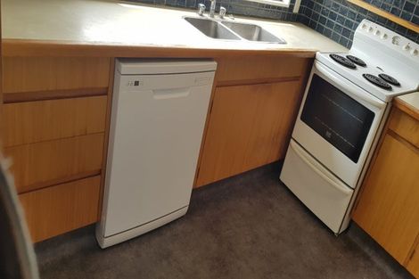 Photo of property in 2/9 Wilkinson Street, Oriental Bay, Wellington, 6011