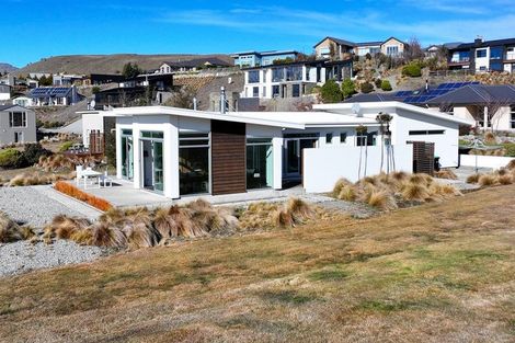 Photo of property in 12 Pollock Place, Lake Tekapo, 7999