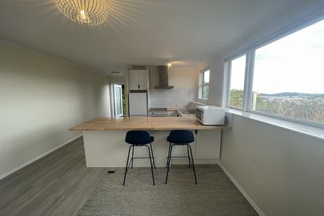 Photo of property in 12 Mataroa Avenue, Northland, Wellington, 6012