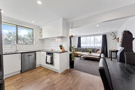 Photo of property in 34b Somerset Crescent, Highbury, Palmerston North, 4412