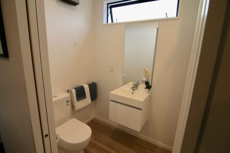 Photo of property in 138a Holly Road, St Albans, Christchurch, 8014