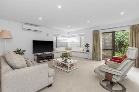 Photo of property in 18a Otatara Road, Taradale, Napier, 4112