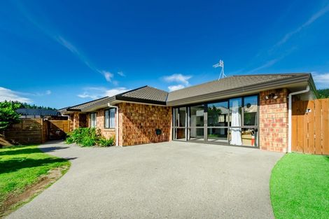 Photo of property in 23 Jade Lane, Paraparaumu, 5032