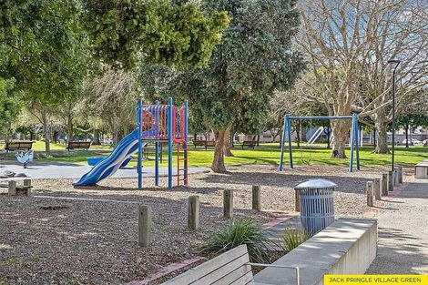 Photo of property in 742b Te Atatu Road, Te Atatu Peninsula, Auckland, 0610