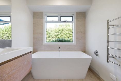 Photo of property in 9 Pukeko Grove, Cambridge, 3434