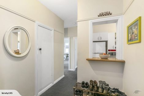 Photo of property in 1u5 Rixon Grove, Mount Victoria, Wellington, 6011