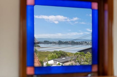 Photo of property in 108 Eversleigh Road, Belmont, Auckland, 0622