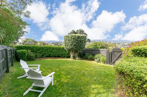 Photo of property in 105 Akaroa Drive, Maupuia, Wellington, 6022