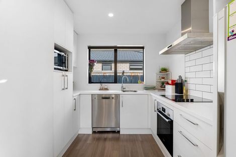 Photo of property in 38 Tara Crescent, Woodend, 7610