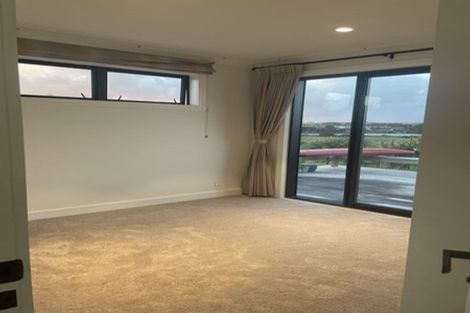 Photo of property in 14-18 Ockleston Landing, Hobsonville, Auckland, 0618