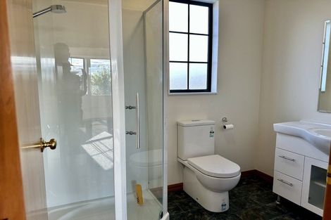 Photo of property in 11 Woodgate Court, Fitzherbert, Palmerston North, 4410