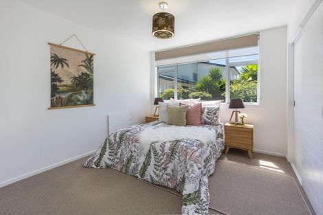 Photo of property in 10 Hanmer Cove, Aotea, Porirua, 5024