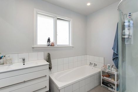 Photo of property in 19 Carruthers Street, Ilam, Christchurch, 8041