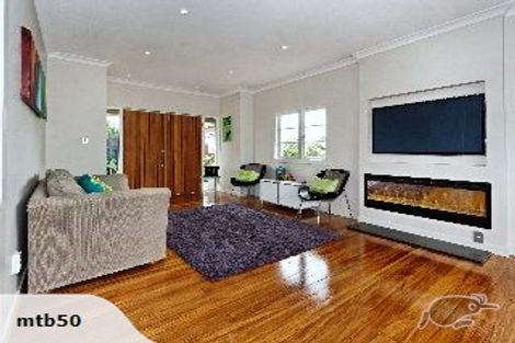 Photo of property in 179 Waimumu Road, Massey, Auckland, 0614