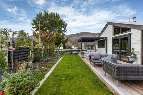 Photo of property in 12 Orient Street, Cromwell, 9310