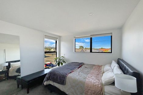 Photo of property in 1/37 Oram Avenue, New Brighton, Christchurch, 8061