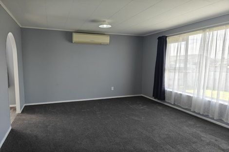 Photo of property in 54 Dunbeath Crescent, Kew, Invercargill, 9812