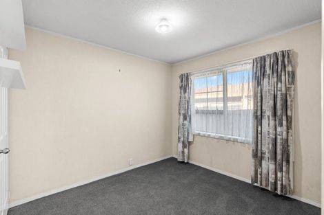 Photo of property in 1/172 Sawyers Arms Road, Bishopdale, Christchurch, 8053