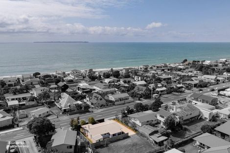 Photo of property in 1126 Papamoa Beach Road, Papamoa Beach, Papamoa, 3118