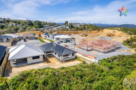 Photo of property in 8 Kairaumati Crescent, Kelson, 5010