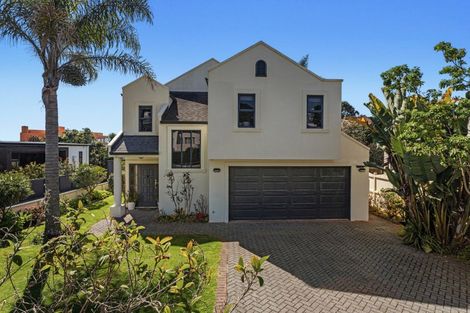 Photo of property in 53 Pohutukawa Avenue, Ohope, 3121