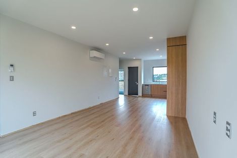 Photo of property in 25 Paretao Street, Massey, 0614