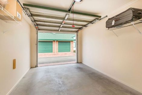 Photo of property in Miramar Villas, 23/3u Byron Street, Miramar, Wellington, 6022