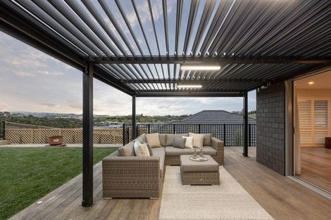 Photo of property in 10 Kissling Terrace, Pyes Pa, Tauranga, 3112