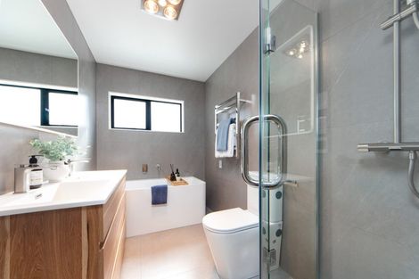 Photo of property in 7a Hewlett Road, Massey, Auckland, 0614