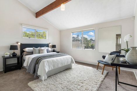 Photo of property in 54 Kohekohe Street, New Lynn, Auckland, 0600