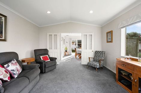 Photo of property in 27 Northmeadow Drive, Rototuna, Hamilton, 3210