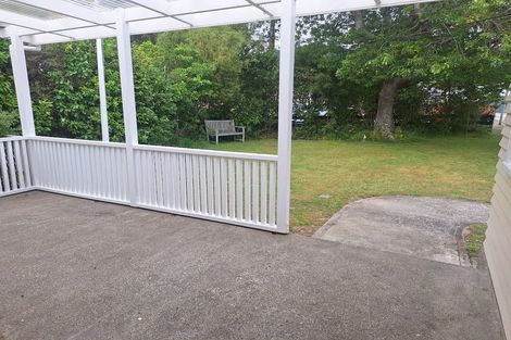 Photo of property in 5 Birch Grove, Pinehaven, Upper Hutt, 5019