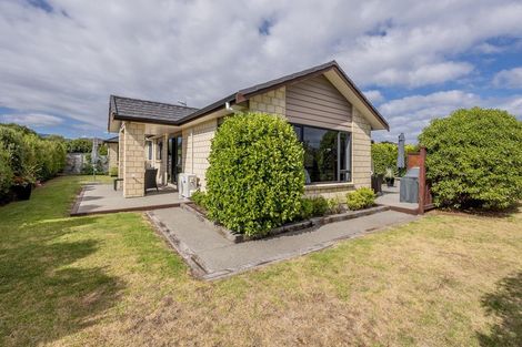 Photo of property in 65 Kotuku Drive, Paraparaumu Beach, Paraparaumu, 5032