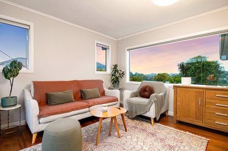 Photo of property in 53 Verran Road, Birkenhead, Auckland, 0626