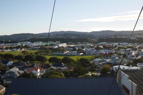 Photo of property in 37 Townsend Road, Miramar, Wellington, 6022