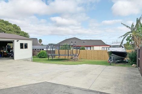 Photo of property in 7 Greenstone Place, Clover Park, Auckland, 2019