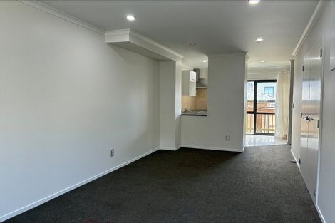 Photo of property in 4/3 Wallson Crescent, Wiri, Auckland, 2104