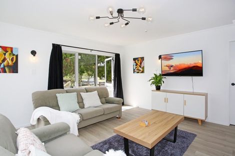 Photo of property in 125a Ennis Avenue, Pakuranga Heights, Auckland, 2010